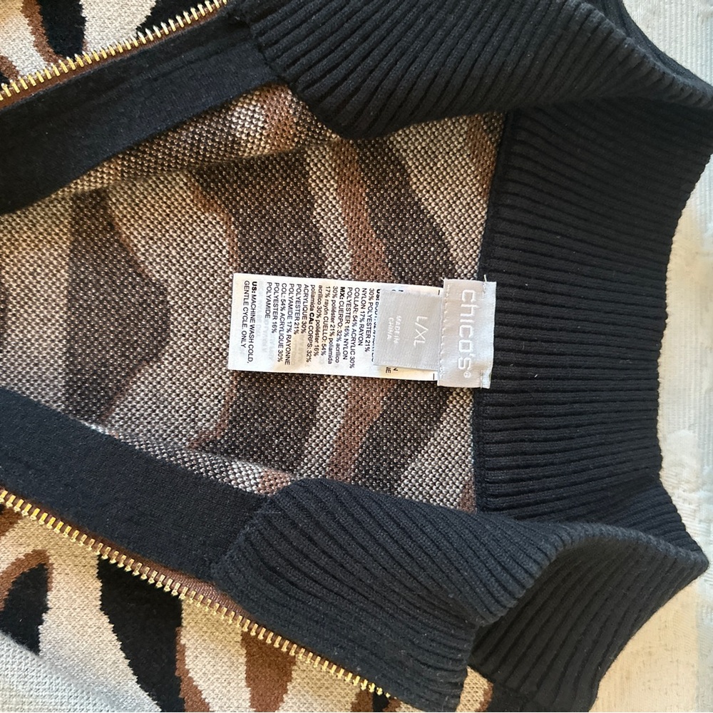 Chico’s Animal Print Cape - Picture 6 of 6